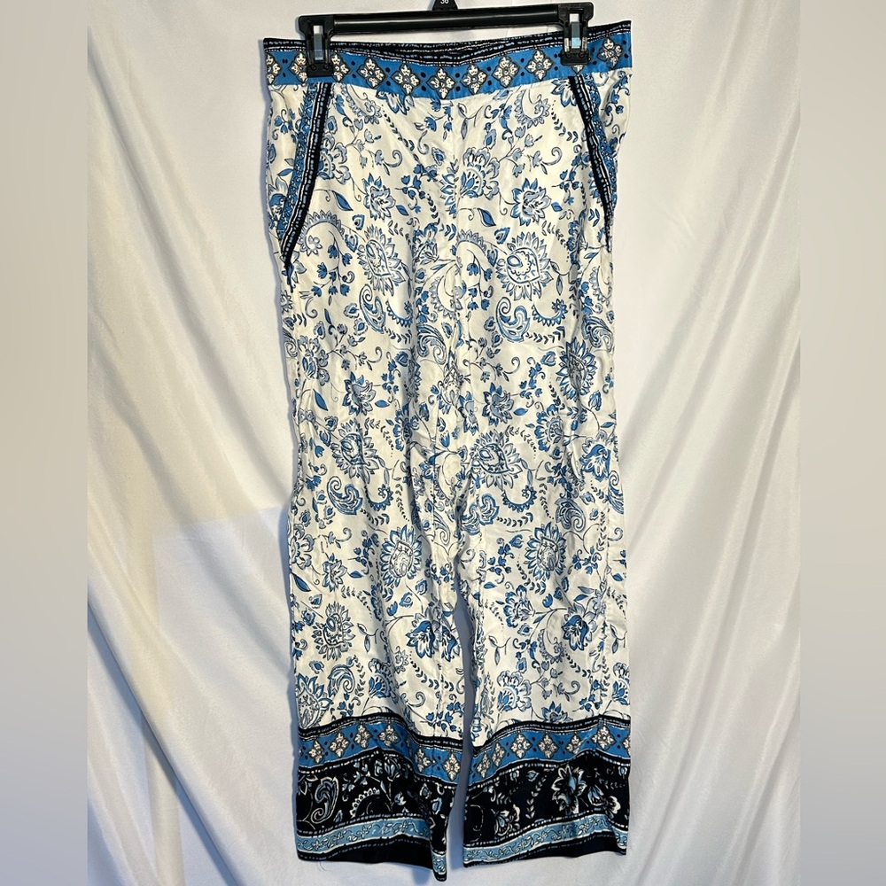 Loft Paisley Baggy Silky Pants. Size Small. EUC.